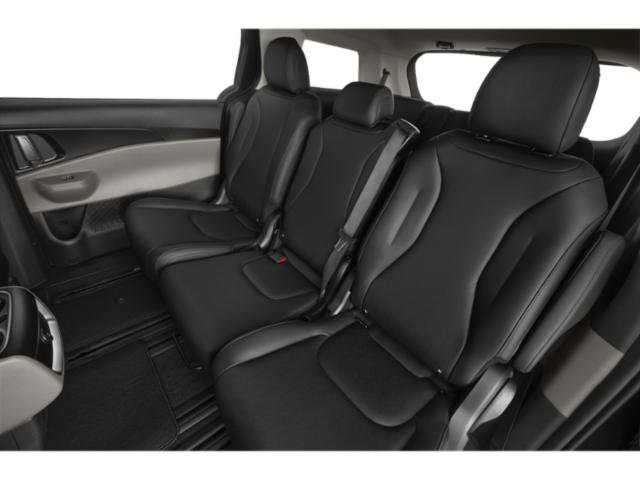 New 2027 Kia Carnival LXS FWD image 15