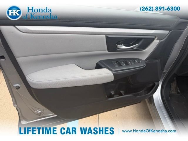 Used 2017 Honda CR-V LX image 7