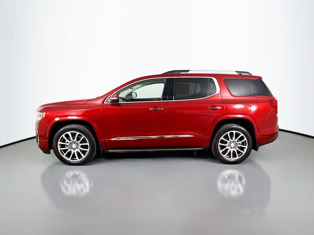 Used 2023 GMC Acadia Denali w/ Denali Ultimate Package AWD/4WD image 4