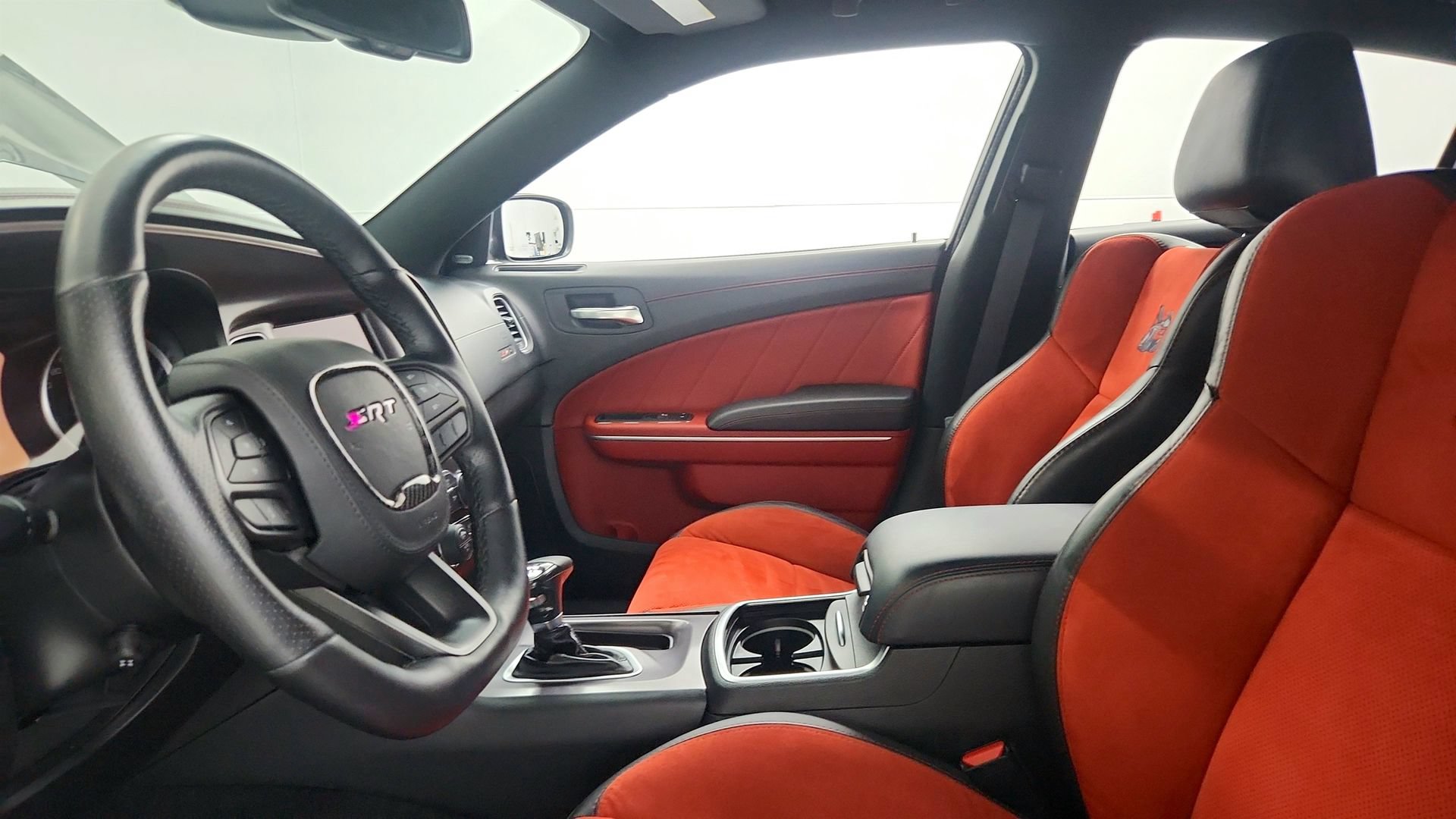 Used 2022 Dodge Charger Scat Pack RWD image 17