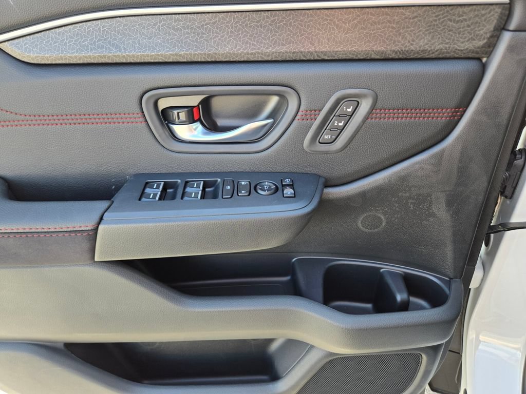 New 2026 Honda Pilot Black Edition image 11