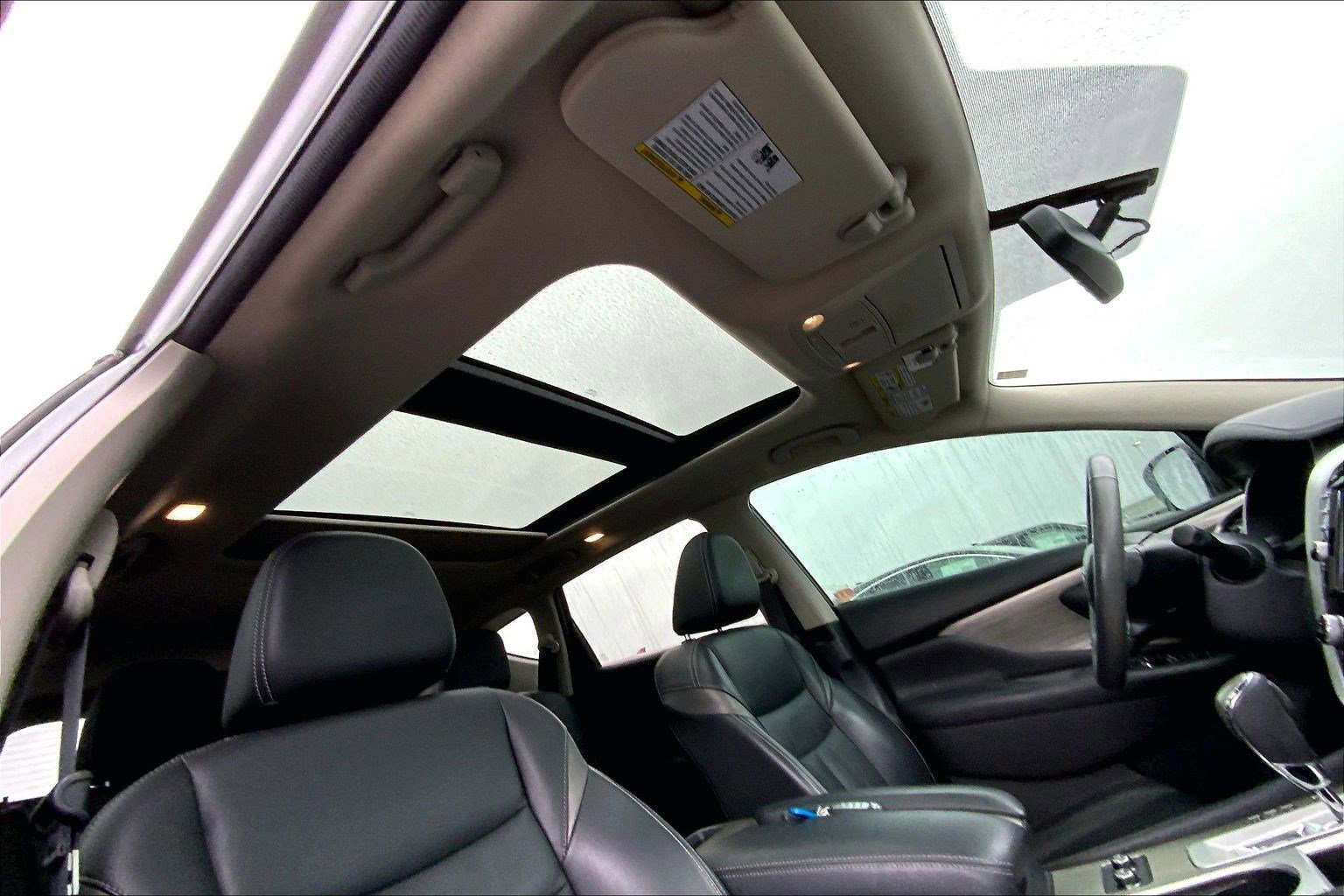 Used 2018 Nissan Murano Platinum w/ Cargo Package image 23