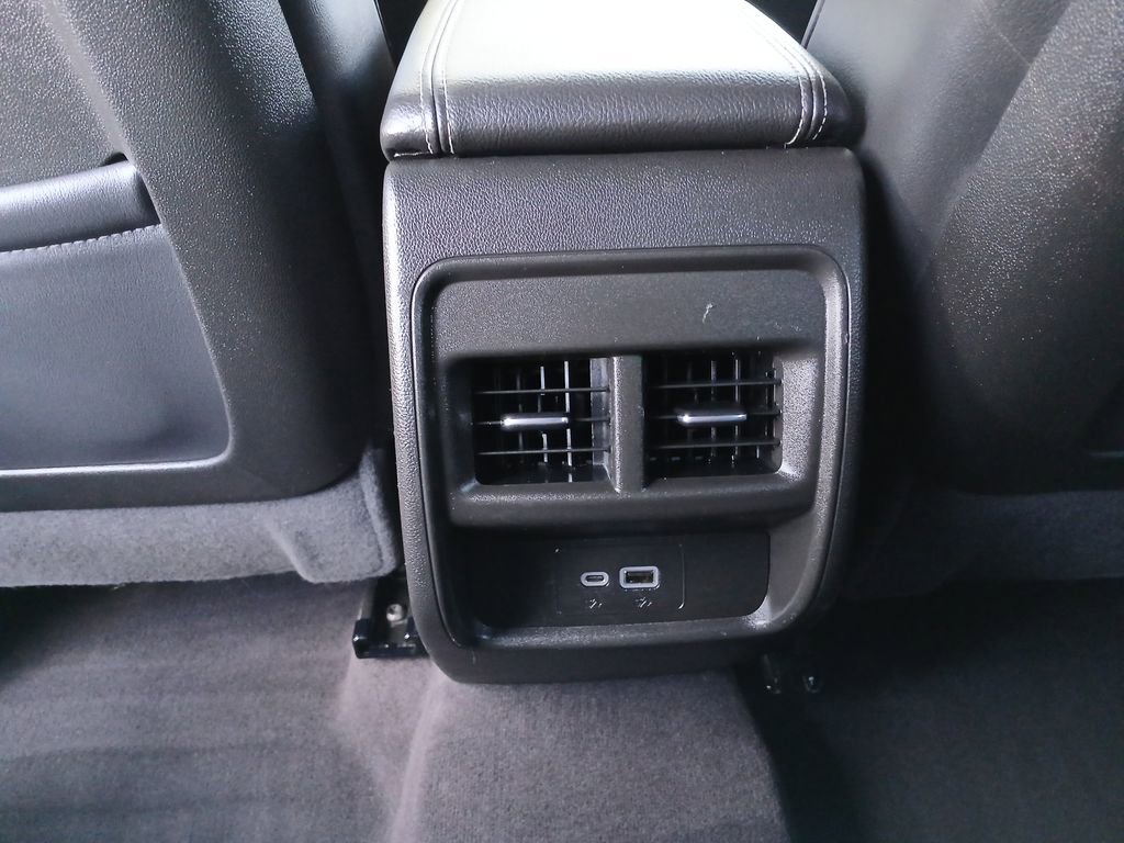 Certified 2024 Cadillac XT4 Premium Luxury AWD/4WD image 22