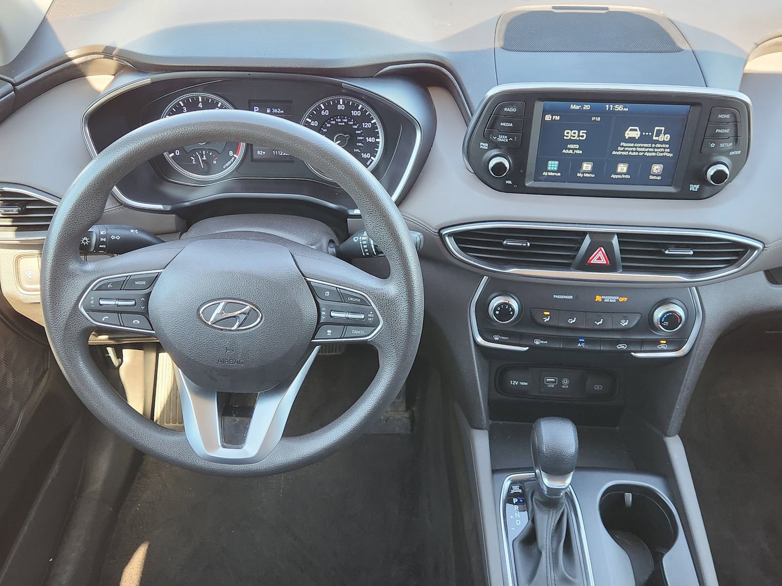 Used 2020 Hyundai Santa Fe SE image 31