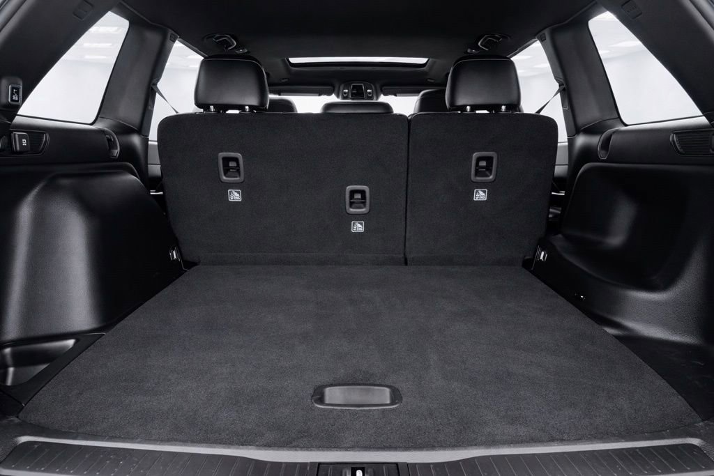 Used 2023 Jeep Grand Cherokee Altitude image 11