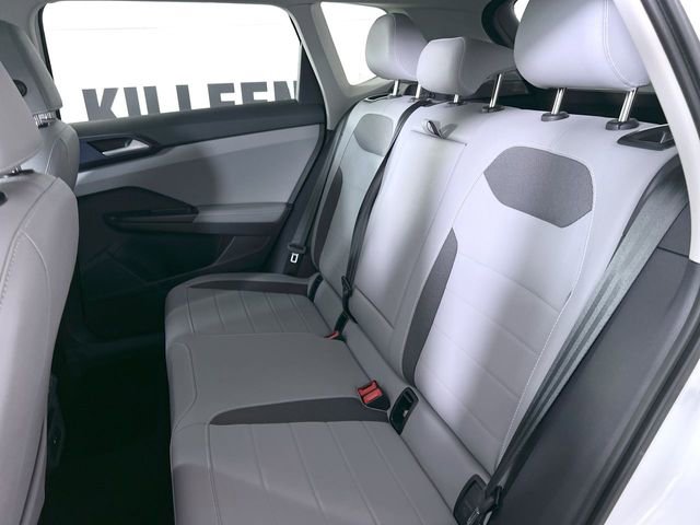 Used 2024 Volkswagen Taos SE image 22