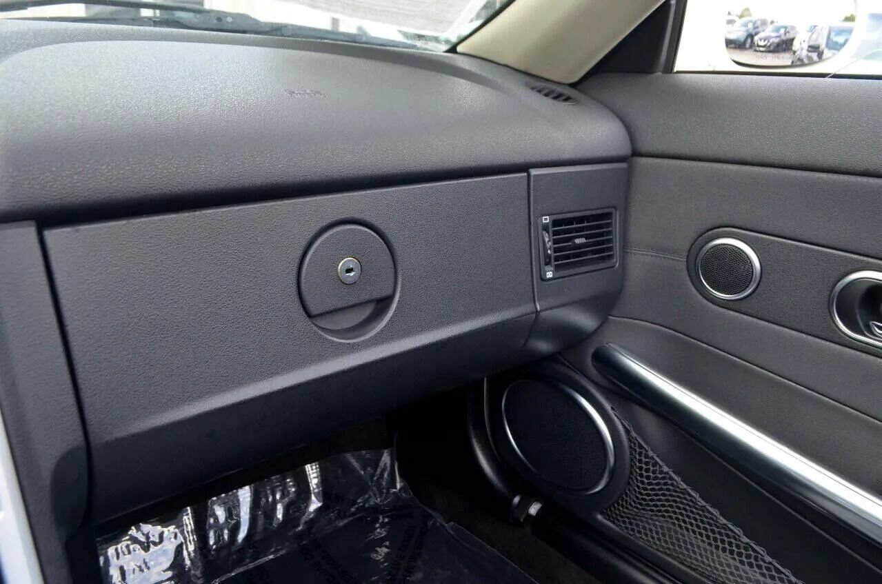 Used 2005 Chrysler Crossfire Limited RWD image 27