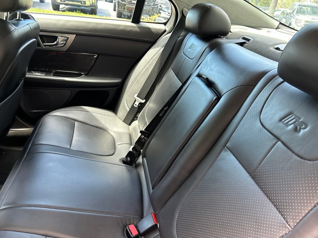 Used 2013 Jaguar XF R RWD image 11