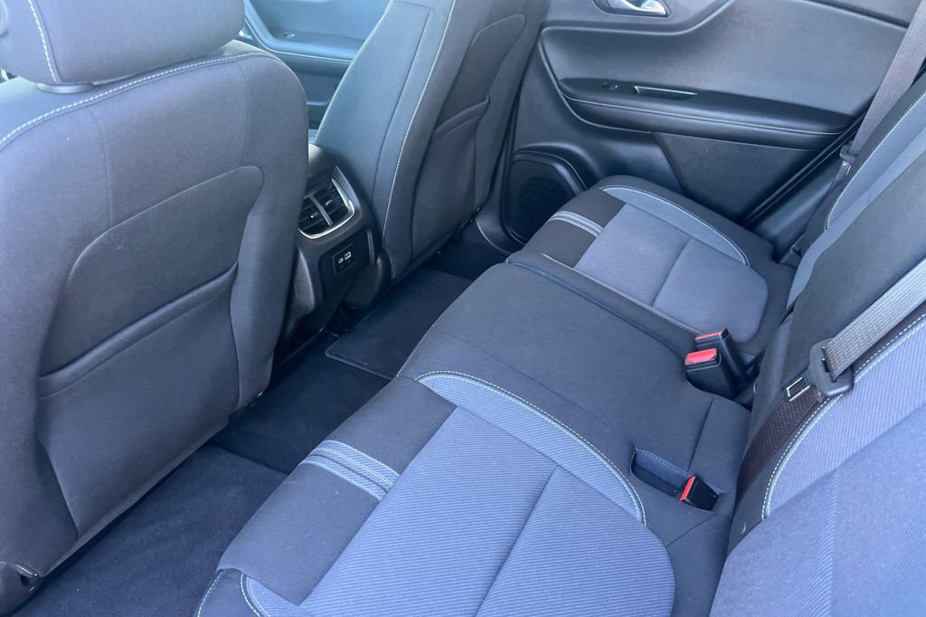 Used 2025 Chevrolet Blazer LT image 14
