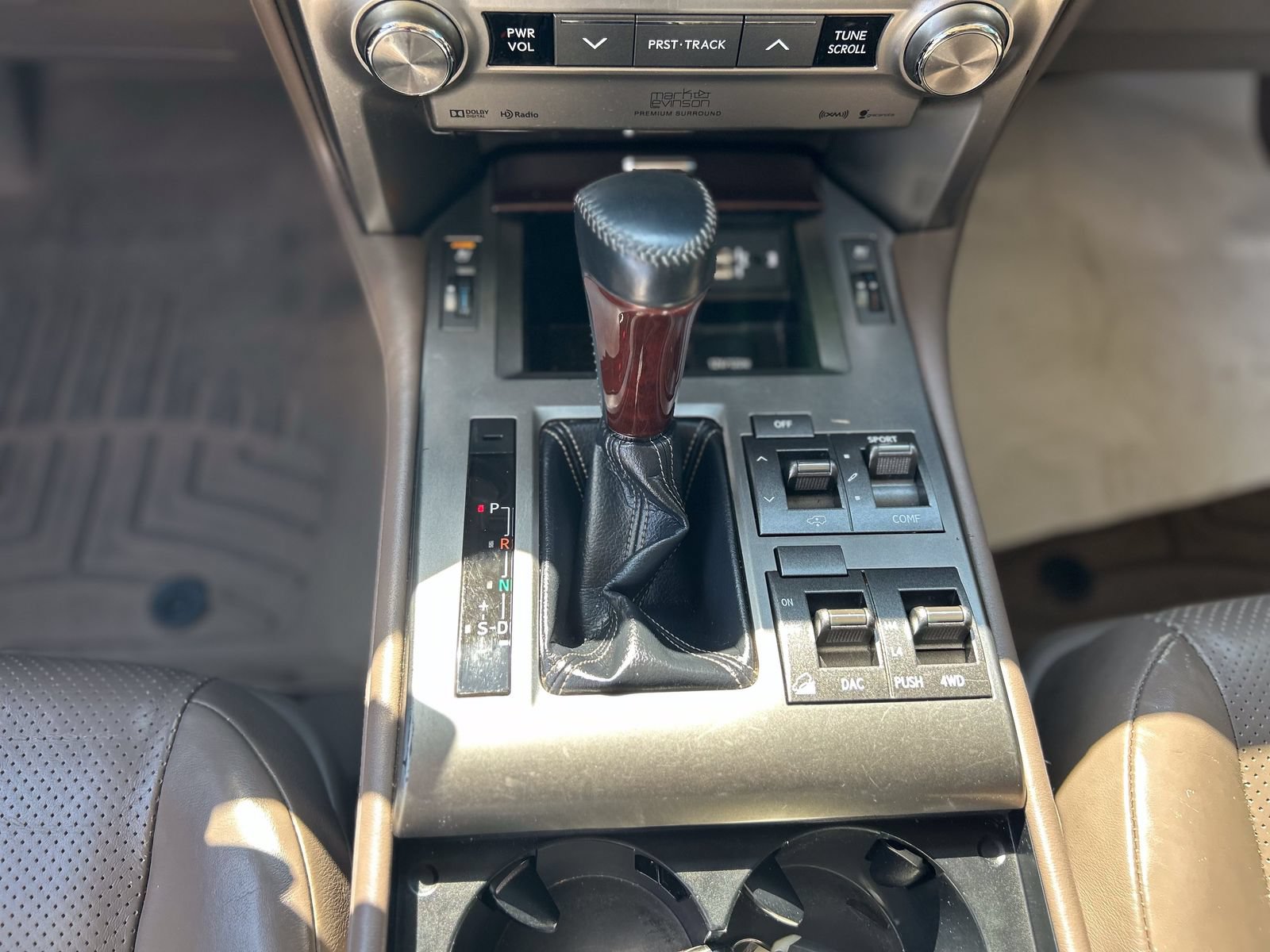 Used 2017 Lexus GX 460 Luxury AWD/4WD image 12