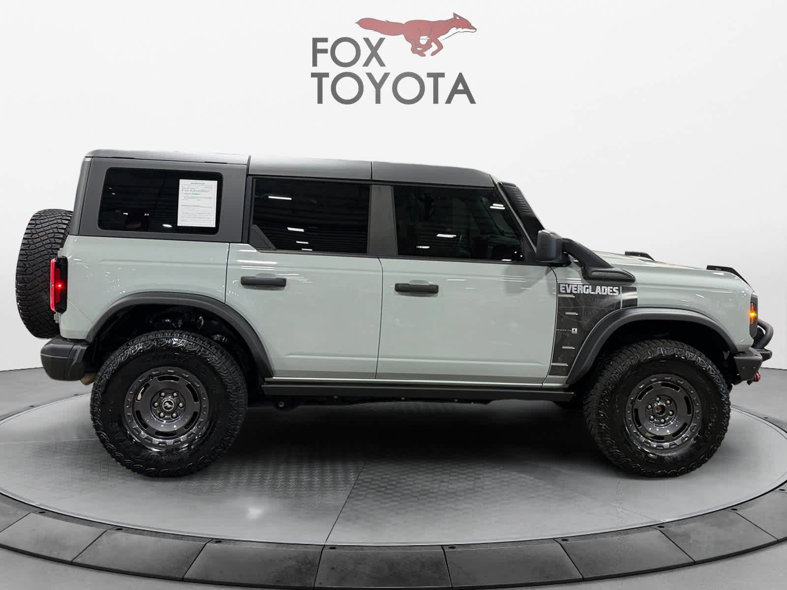 Used 2023 Ford Bronco Everglades AWD/4WD image 7