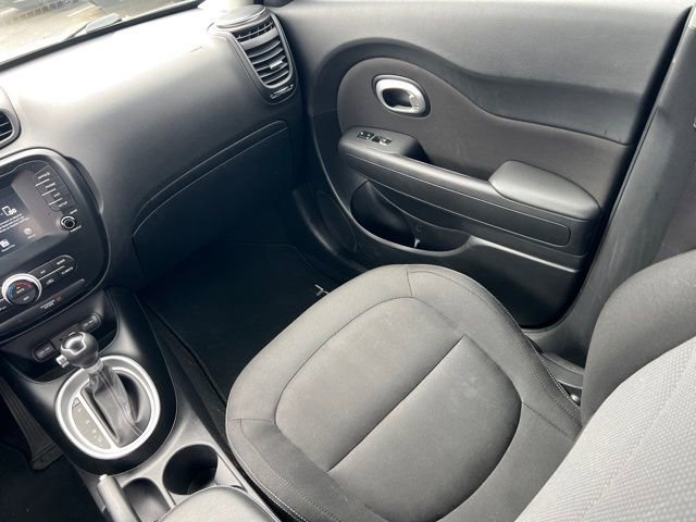 Used 2019 Kia Soul + FWD image 15