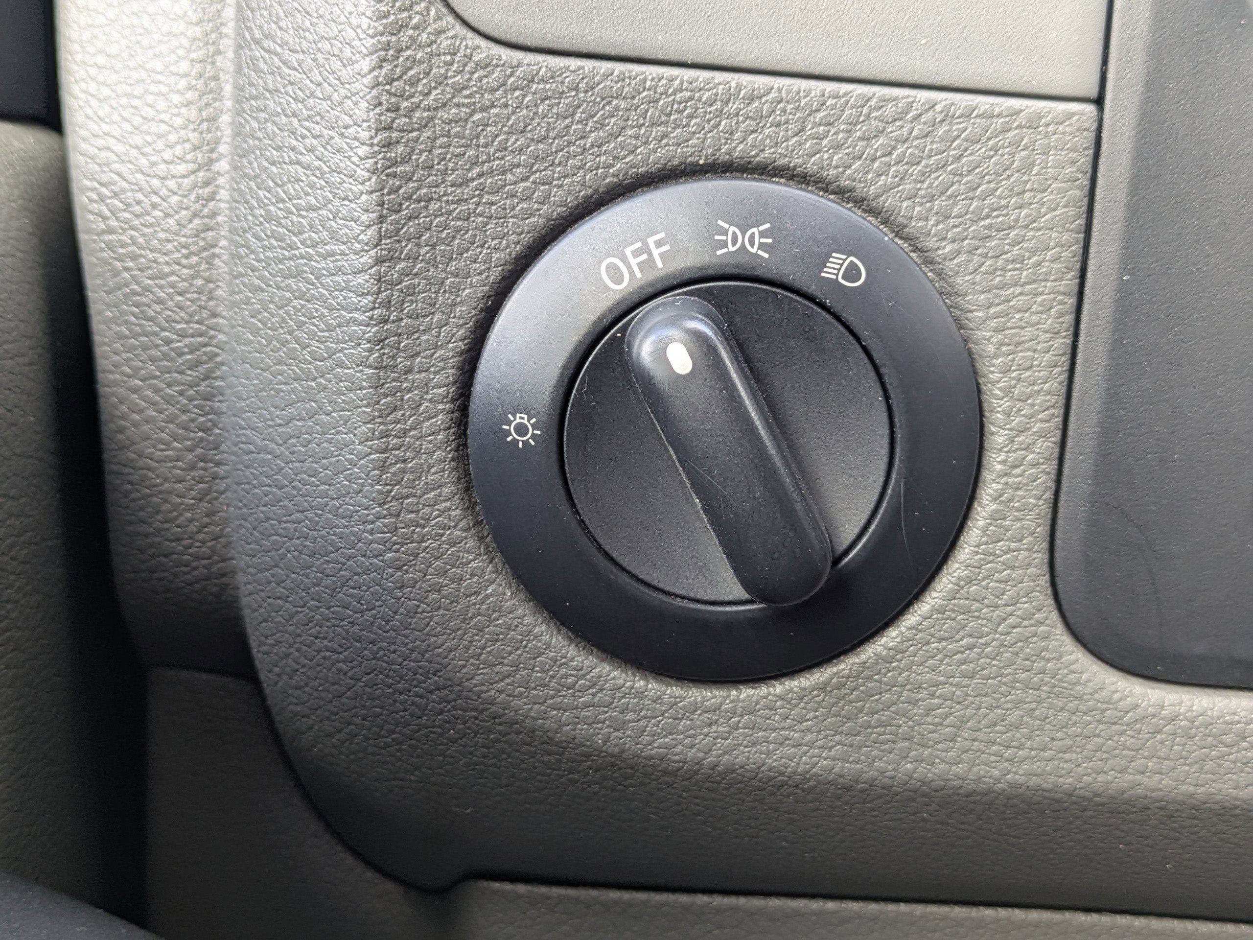 Used 2018 Nissan NV 3500 SL w/ Navigation Package image 26