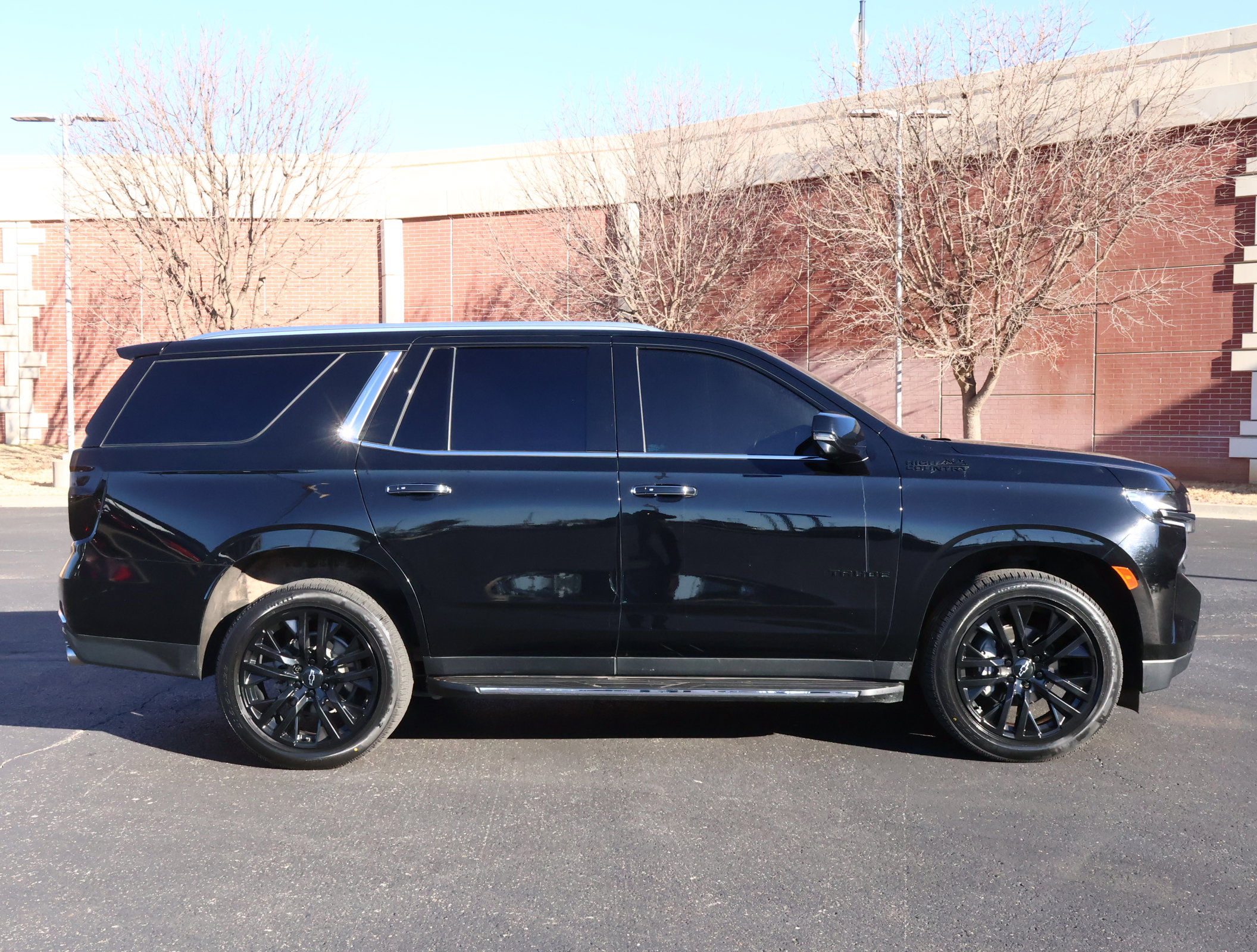 Used 2021 Chevrolet Tahoe High Country image 39