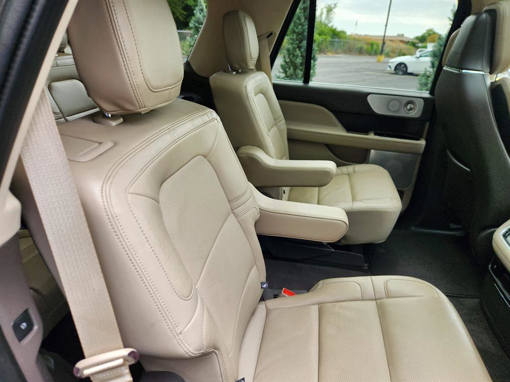 Certified 2023 Lincoln Navigator Reserve image 17