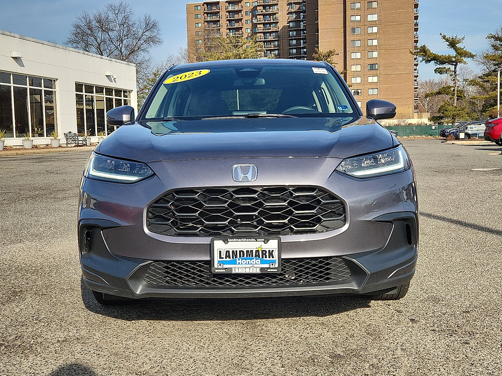 Used 2023 Honda HR-V LX image 2