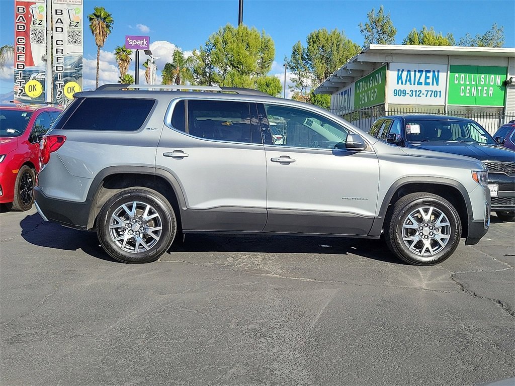 Used 2023 GMC Acadia SLT image 32