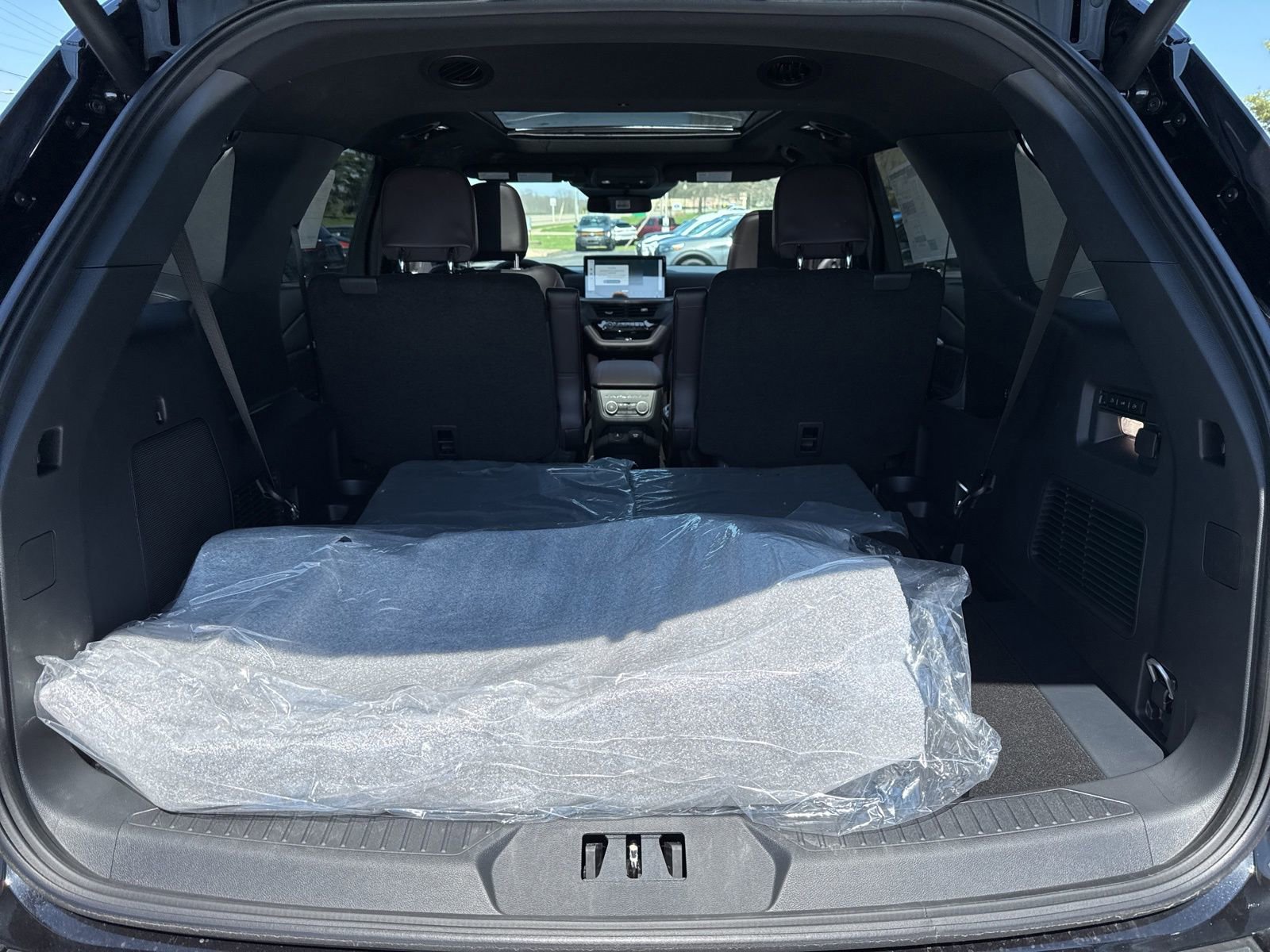 New 2026 Ford Explorer Platinum image 42