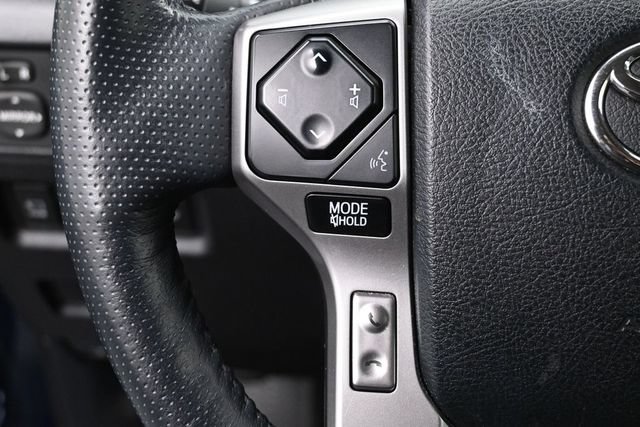 Used 2023 Toyota 4Runner SR5 Premium w/ Moonroof Package AWD/4WD image 17