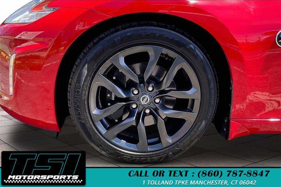 Used 2016 Nissan 370Z Coupe RWD image 8