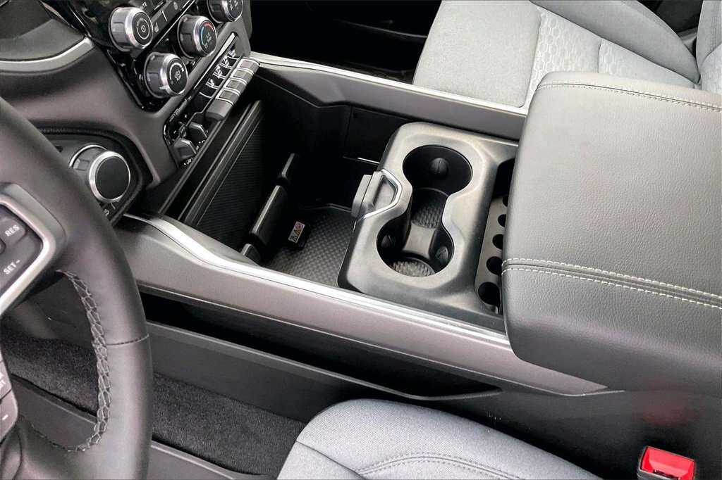 New 2026 RAM 1500 4x4 Crew Cab image 8