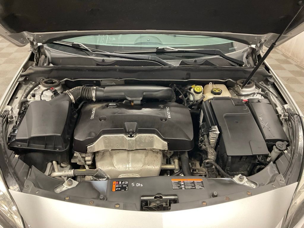 Used 2015 Chevrolet Malibu LT w/ Power Convenience Package image 32