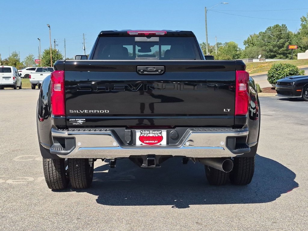 New 2026 Chevrolet Silverado 3500 LT w/ All Star Edition AWD/4WD image 5