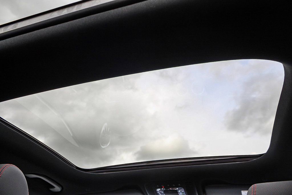 Used 2024 Mercedes-Benz GLA 250 4MATIC image 43