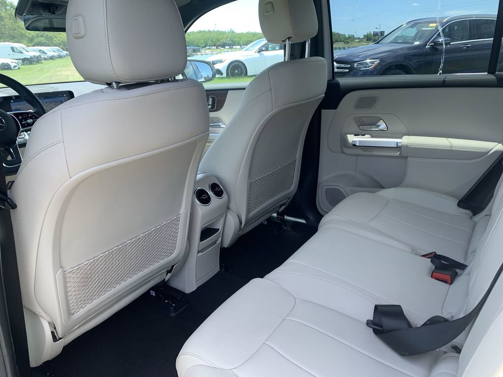 Certified 2023 Mercedes-Benz EQB 300 4MATIC image 5
