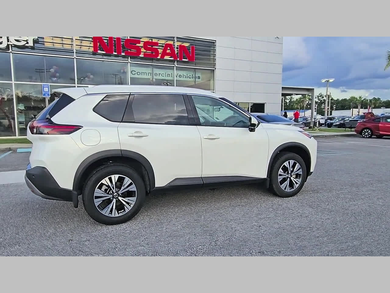 Used 2021 Nissan Rogue SV w/ Premium Package FWD image 35