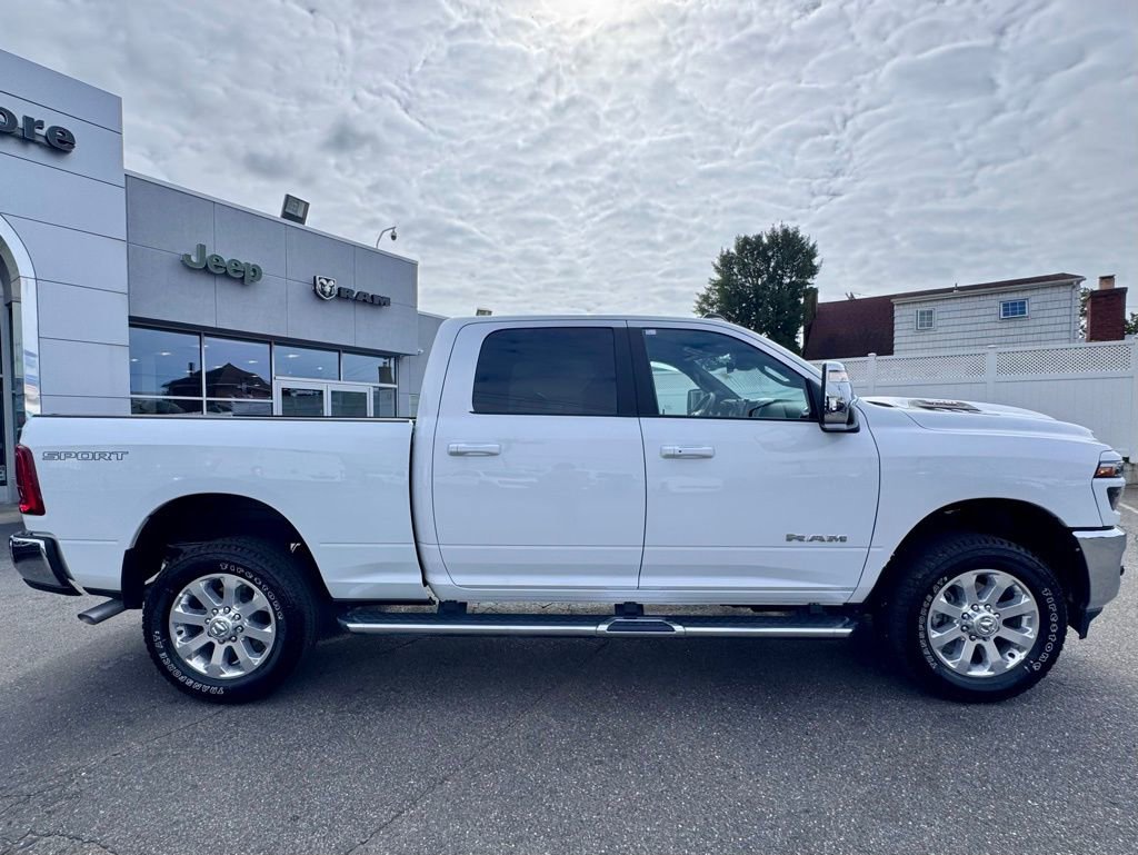 Used 2025 RAM 3500 Laramie w/ Sport Appearance Package image 9