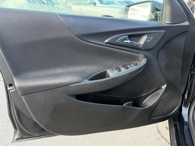 Used 2020 Chevrolet Malibu LT image 8