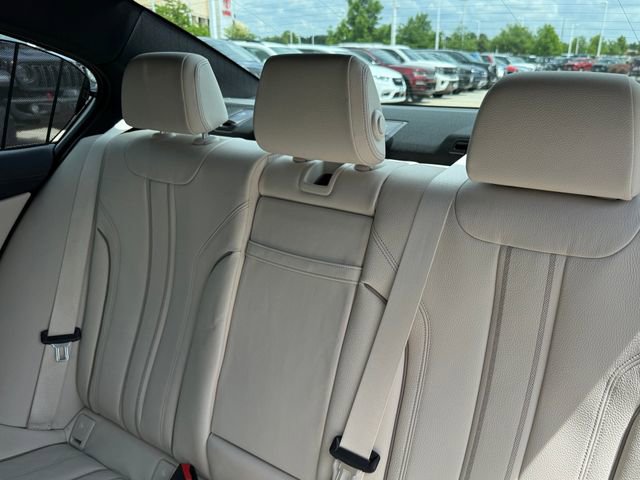 Used 2023 BMW M550i xDrive AWD/4WD image 27