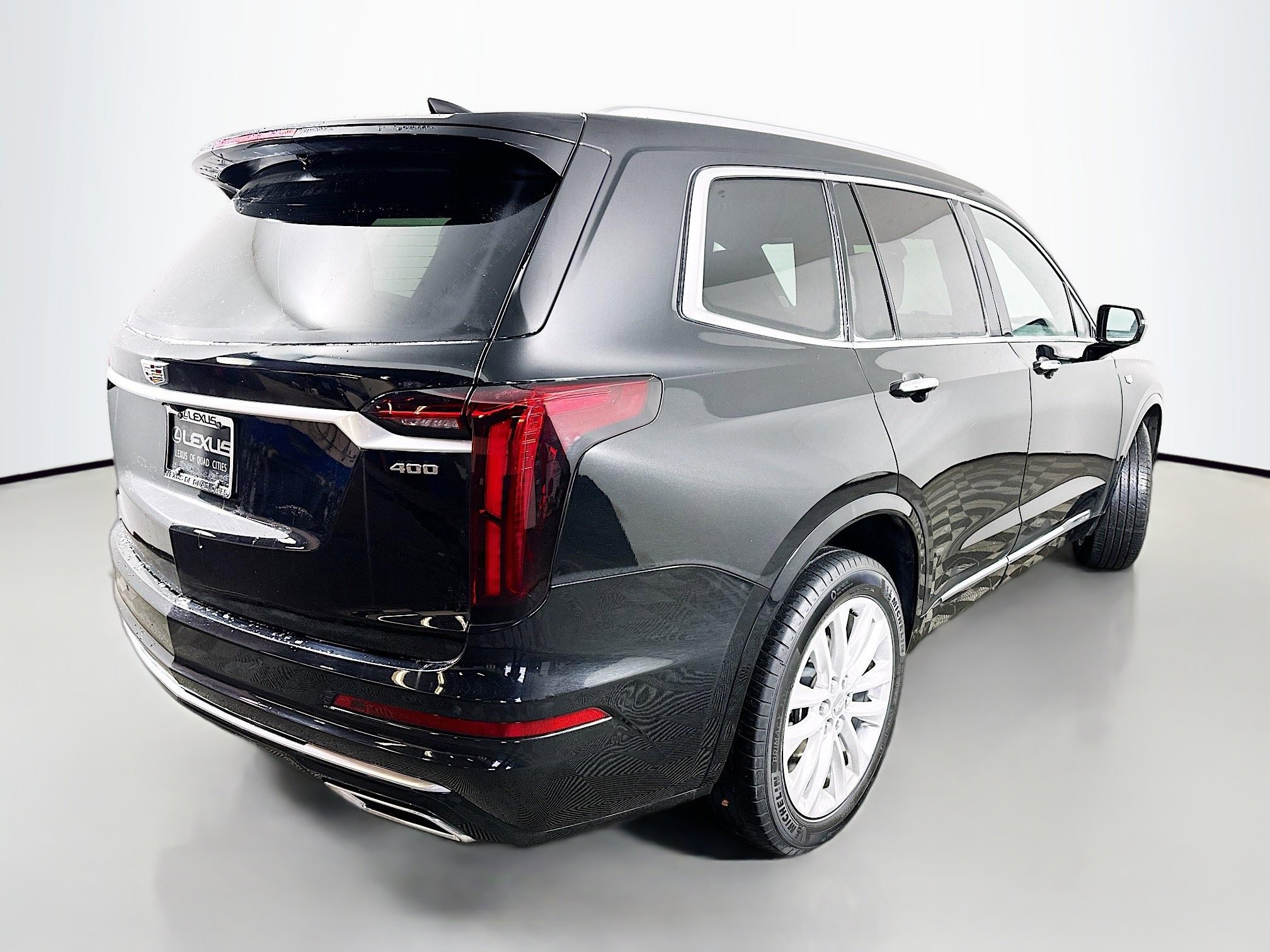 Used 2023 Cadillac XT6 Premium Luxury image 7