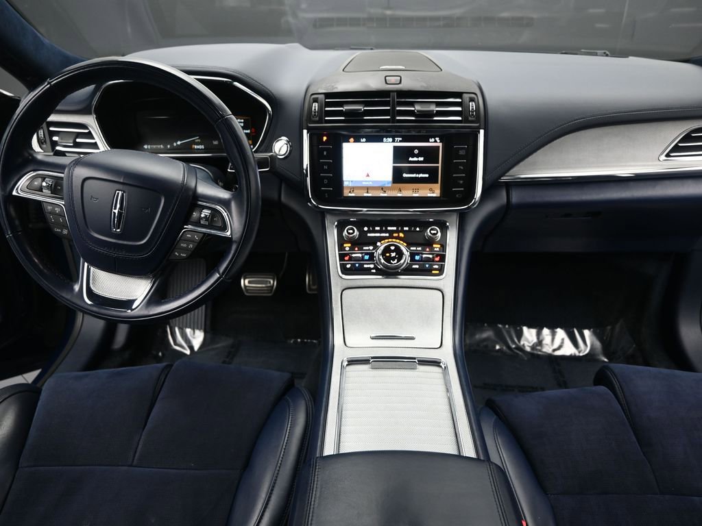 Used 2017 Lincoln Continental Black Label w/ Rear-seat Package image 16