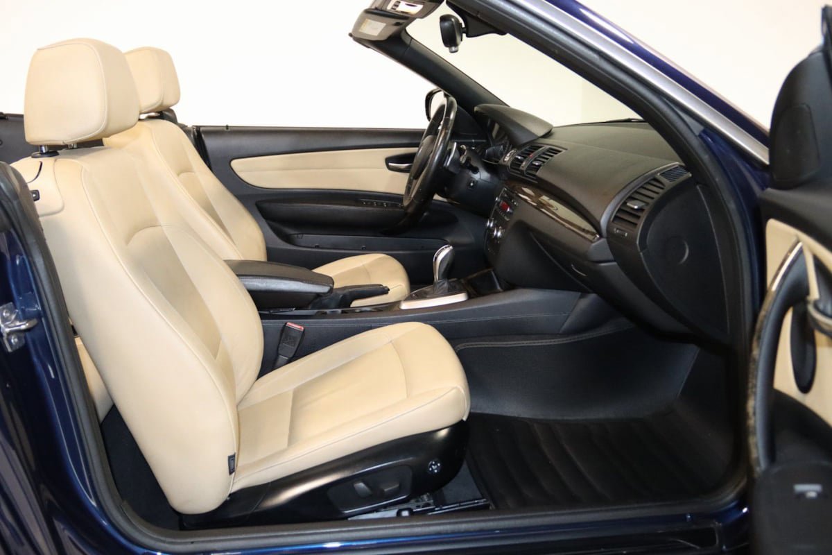 Used 2012 BMW 135i Convertible image 54