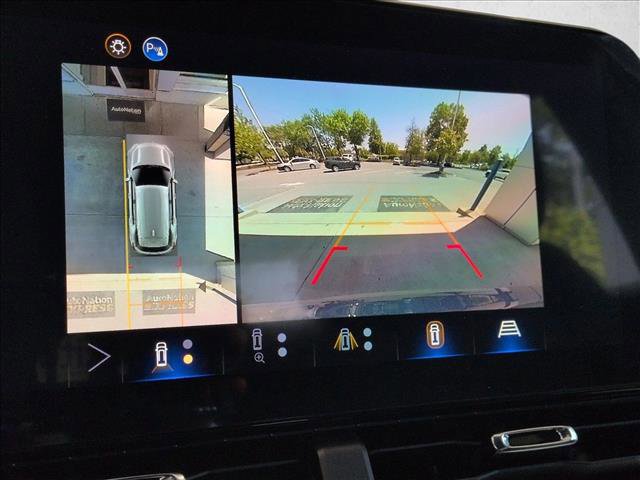 New 2026 Chevrolet Equinox LT AWD/4WD image 13