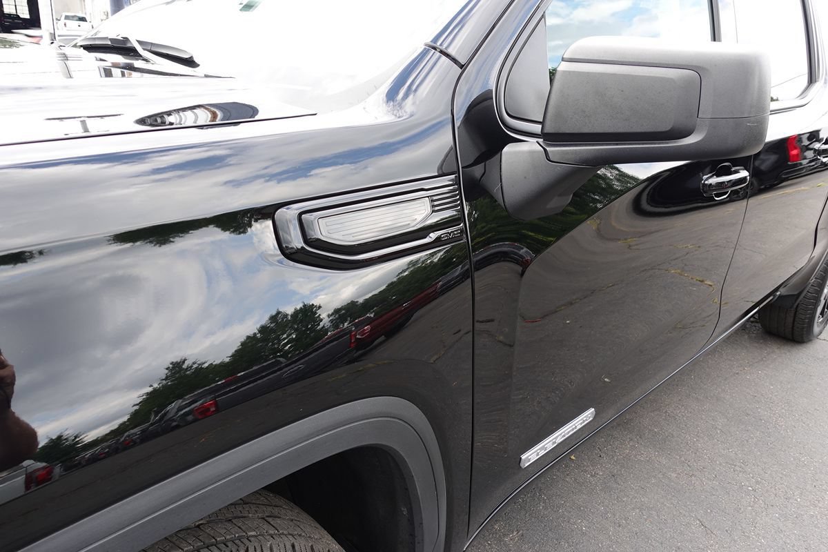 Used 2023 GMC Sierra 1500 Elevation AWD/4WD image 7