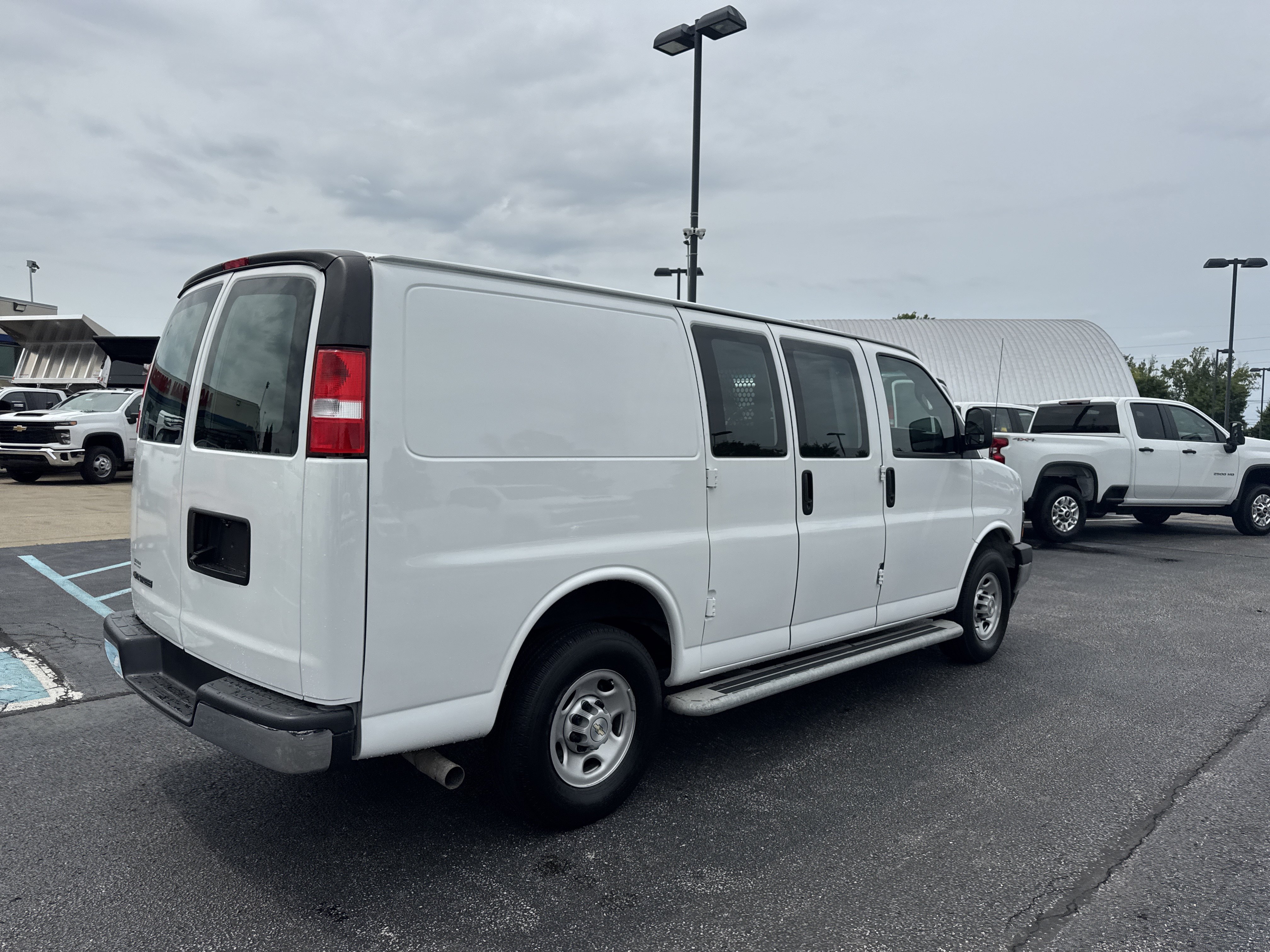 Used 2024 Chevrolet Express 2500 w/ Driver Convenience Package RWD image 3