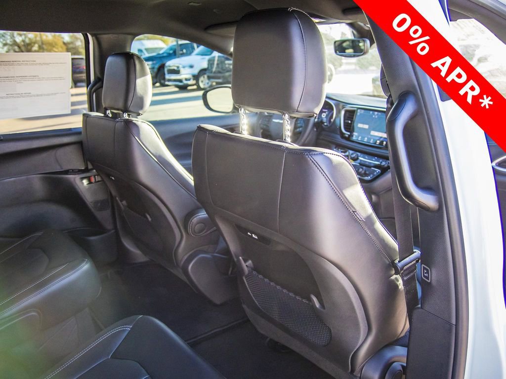 New 2026 Chrysler Pacifica Select w/ S Appearance Package image 20