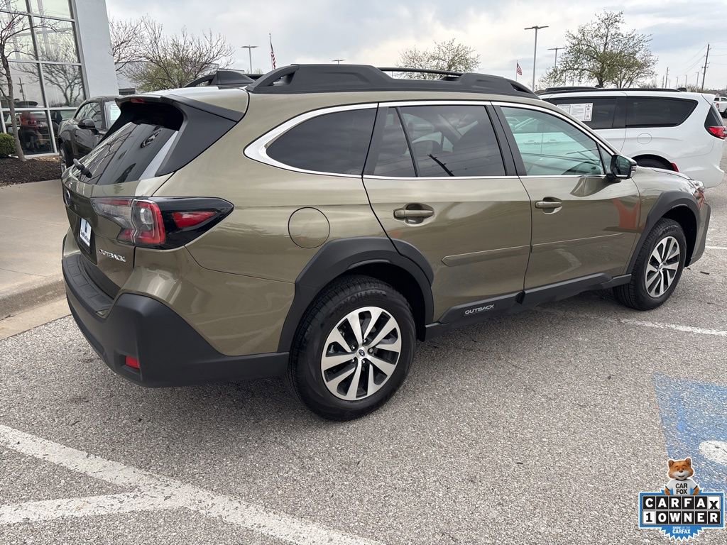 Used 2024 Subaru Outback Premium image 28