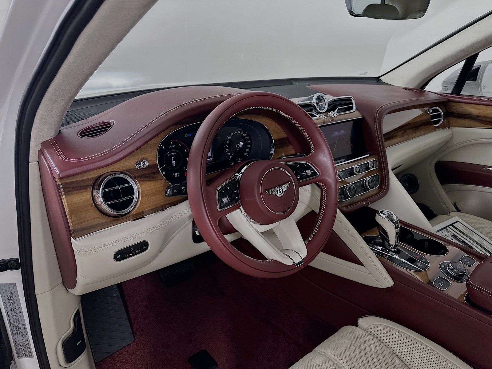New 2026 Bentley Bentayga AWD/4WD image 35