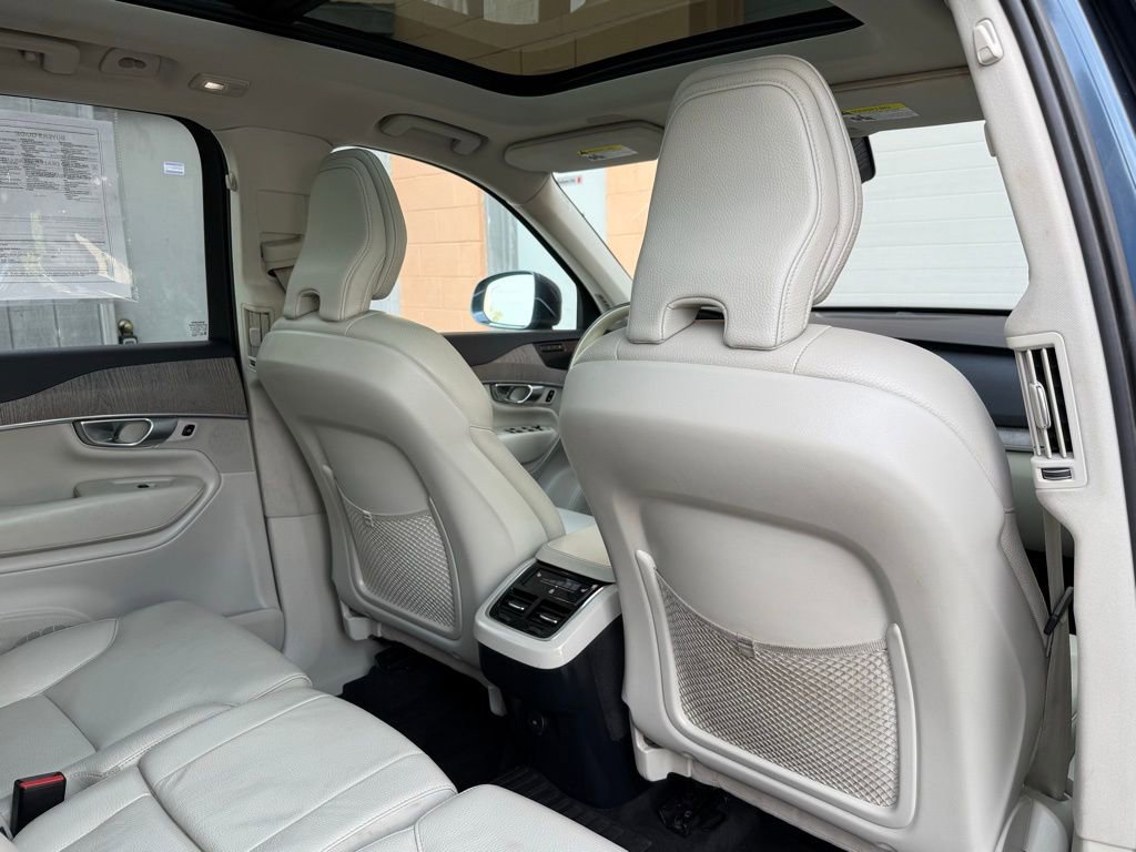 Used 2023 Volvo XC90 B5 Plus w/ Protection Package Premier image 27
