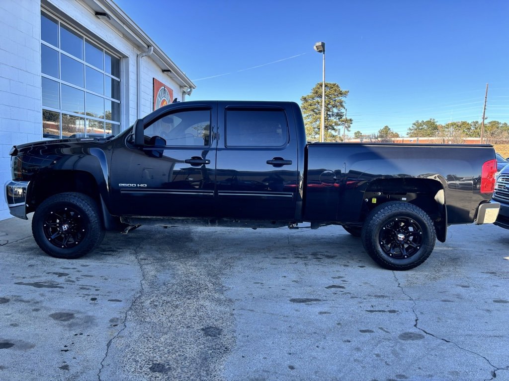 Used 2010 Chevrolet Silverado 2500 LT w/ Interior Plus Package image 8