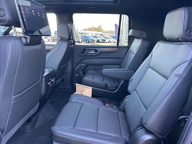 New 2026 GMC Yukon XL Denali w/ Denali Reserve Package image 20