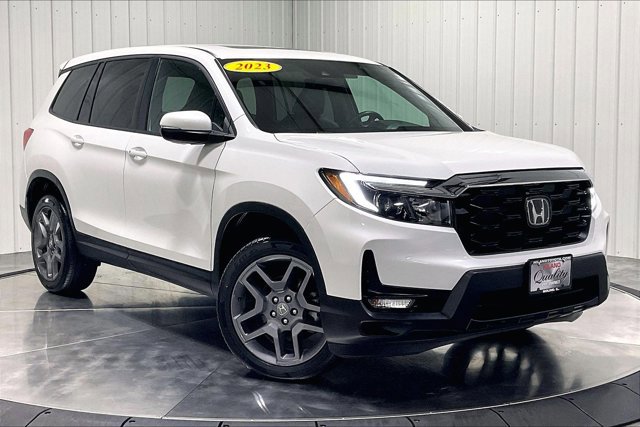 Used 2023 Honda Passport EX-L image 3