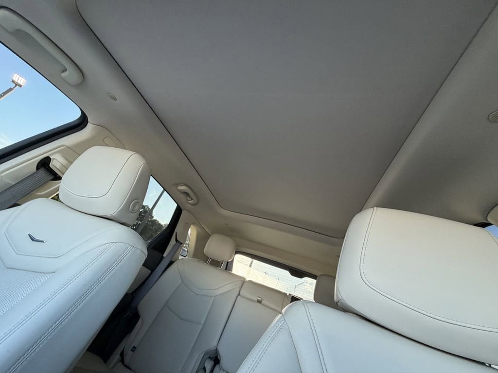 Used 2020 Cadillac XT5 Premium Luxury FWD image 33