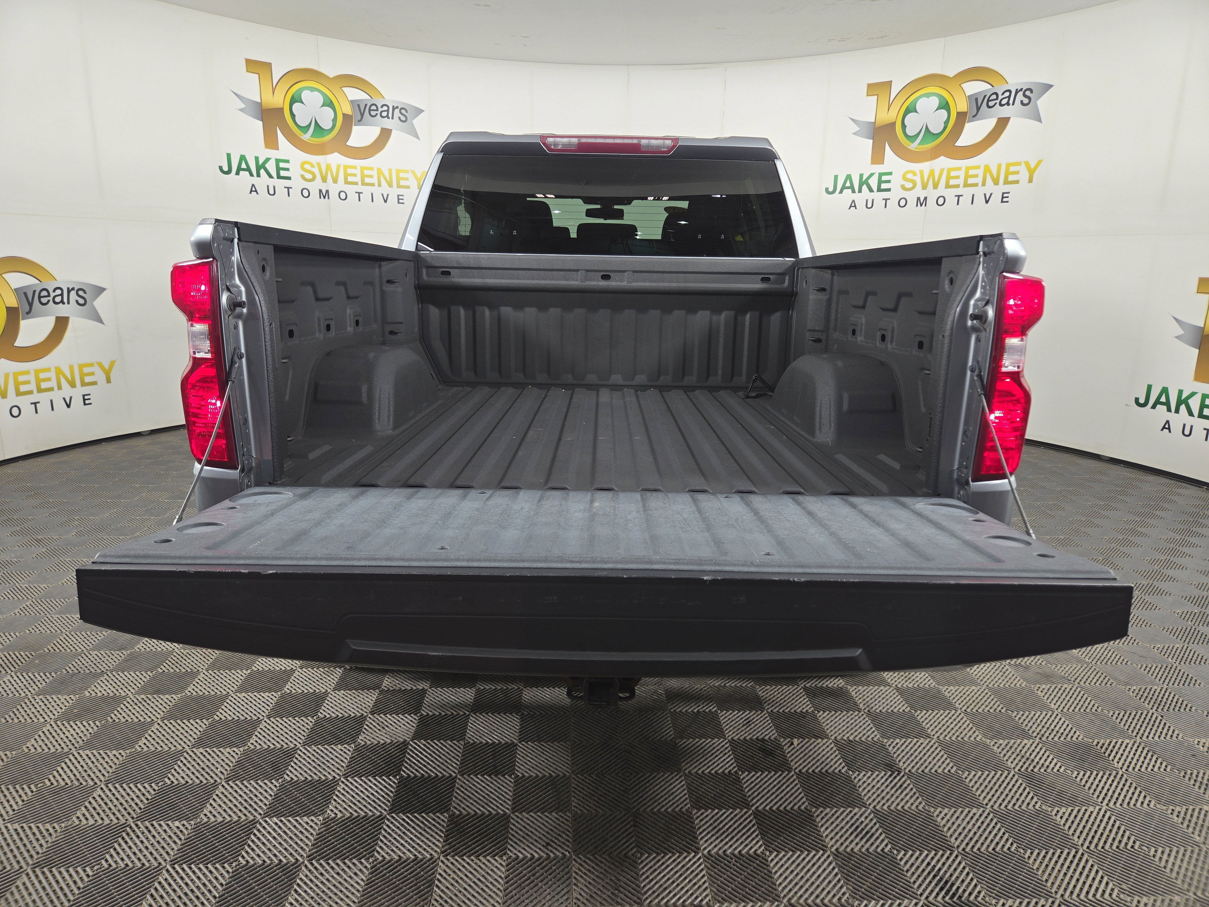 Certified 2019 Chevrolet Silverado 1500 LT w/ All-Star Edition image 32