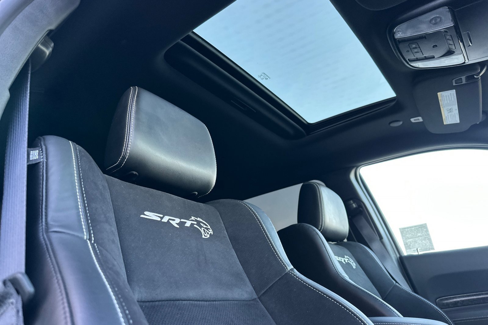 Used 2025 Dodge Durango SRT Hellcat image 16