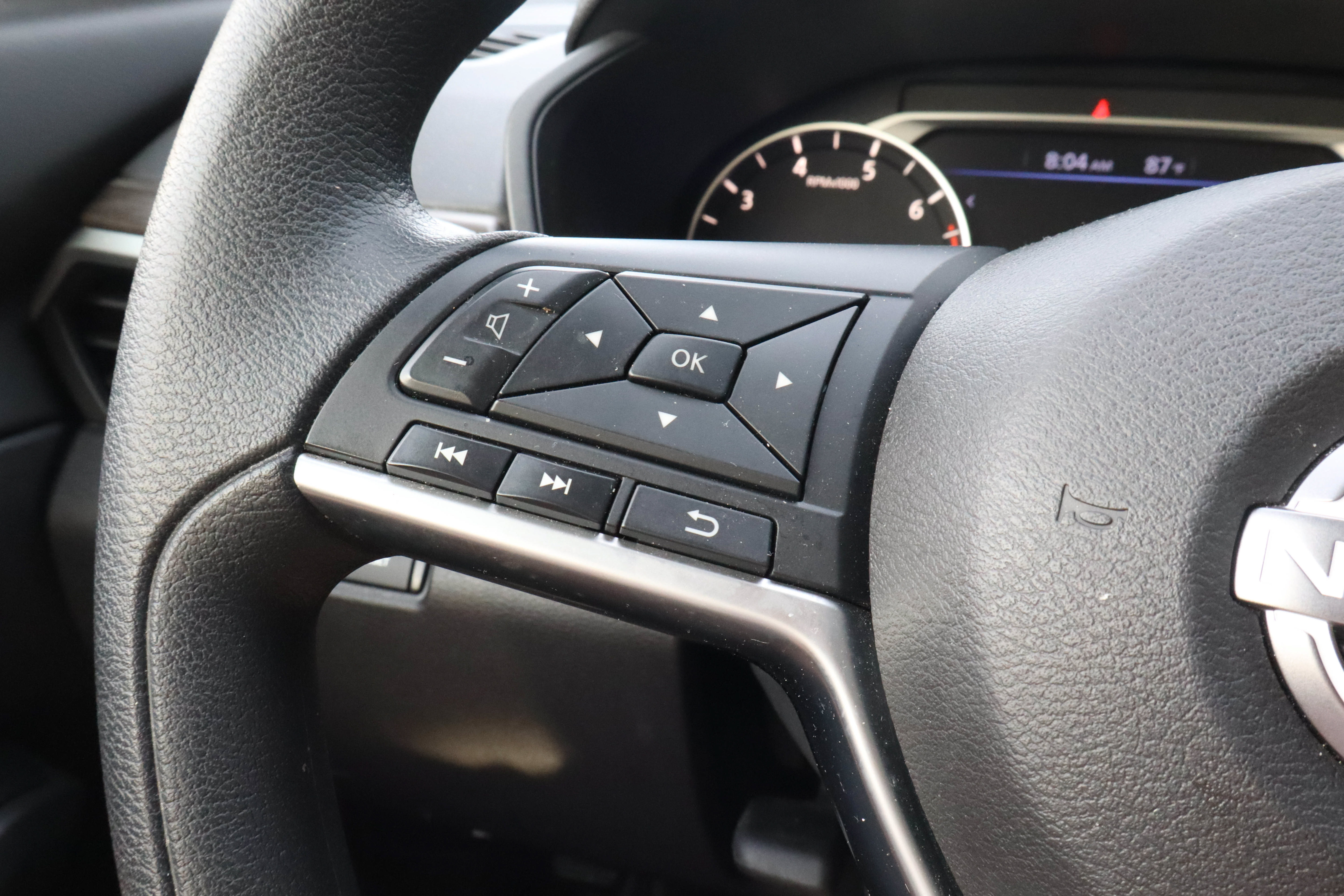 Used 2025 Nissan Altima 2.5 SV FWD image 22